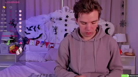 Arthur online show from October 2025 03:10:02 AM