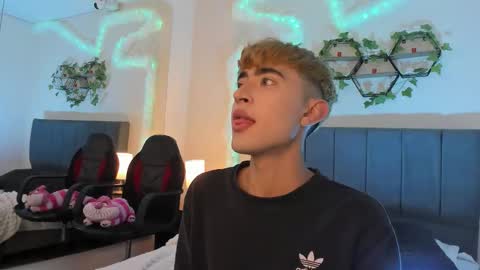 Justin online show from September 2025 11:45:02 AM