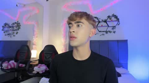 Justin online show from November 2025 11:27:01 AM