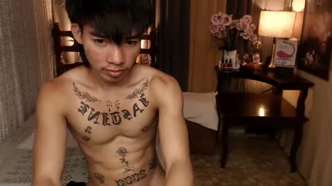 justine_hunk online show from December 2024 05:18:01 AM