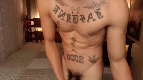 justine_hunk online show from January 2026 09:40:02 PM