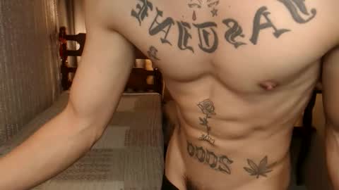 justine_hunk online show from March 2026 05:28:01 PM