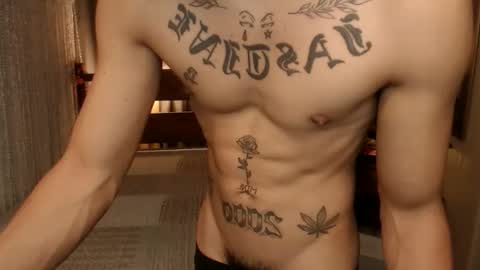 justine_hunk online show from April 2026 02:12:02 AM