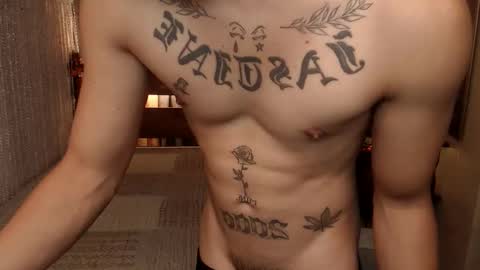 justine_hunk online show from June 2026 06:03:02 AM