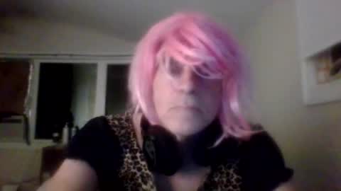 Snapshot of justinefox chatting on September 2025 01:11:01 AM justinefox online show from September 2025 01:11:01 AM