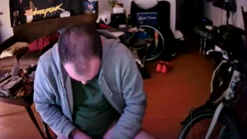 justinelsmith online show from October 2025 05:08:02 AM