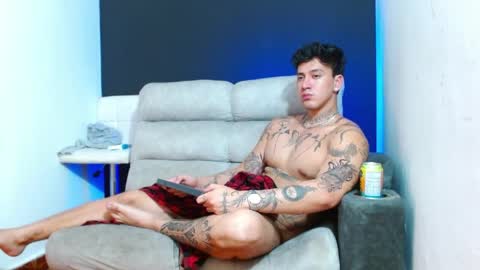 justinfuller_31 online show from April 2026 07:13:02 AM