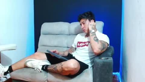 justinfuller_31 online show from May 2026 03:03:02 AM