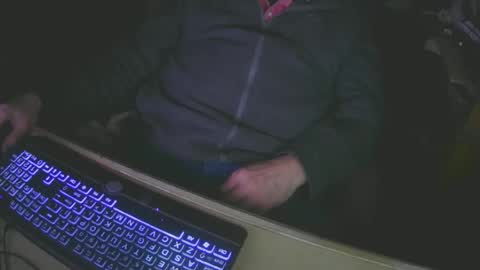 Snapshot of justme39057 chatting on January 2025 09:57:02 PM Justme39057 online show from January 2025 09:57:02 PM