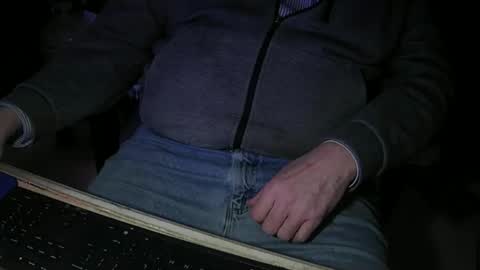 Snapshot of justme39057 chatting on January 2026 09:42:02 PM Justme39057 online show from January 2026 09:42:02 PM