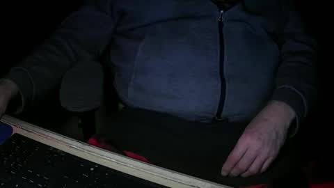 Snapshot of justme39057 chatting on January 2026 05:18:01 PM Justme39057 online show from January 2026 05:18:01 PM