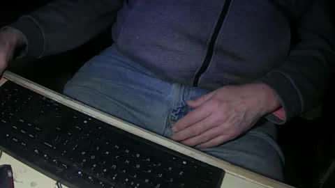 Snapshot of justme39057 chatting on February 2026 06:24:02 PM Justme39057 online show from February 2026 06:24:02 PM