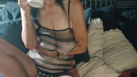 Bev aka Diamond online show from October 2025 09:13:01 AM