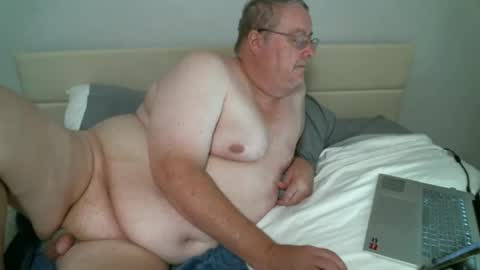 justmedm64 online show from October 2025 04:13:01 AM