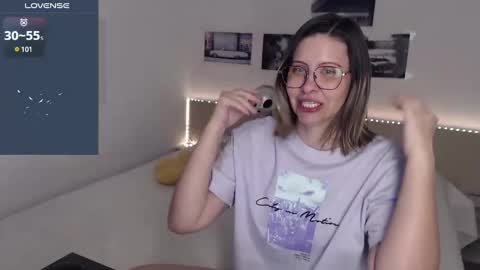 Snapshot of justmexy7 chatting on December 2024 05:33:02 AM Julie online show from December 2024 05:33:02 AM