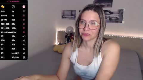 Snapshot of justmexy7 chatting on September 2025 04:12:02 AM Julie online show from September 2025 04:12:02 AM