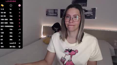 Snapshot of justmexy7 chatting on October 2025 05:02:02 AM Julie online show from October 2025 05:02:02 AM