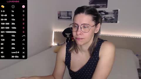 Snapshot of justmexy7 chatting on October 2025 04:49:02 AM Julie online show from October 2025 04:49:02 AM