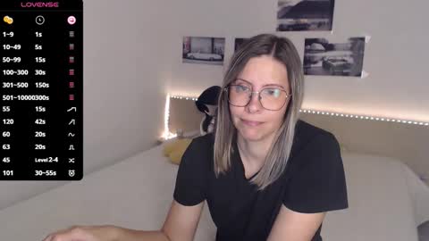 Snapshot of justmexy7 chatting on November 2025 05:07:02 AM Julie online show from November 2025 05:07:02 AM