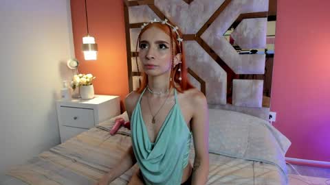 Mia online show from April 2026 04:24:01 AM