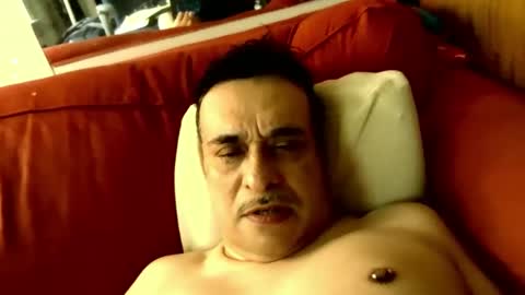 ameturebate online show from January 2026 06:11:01 PM