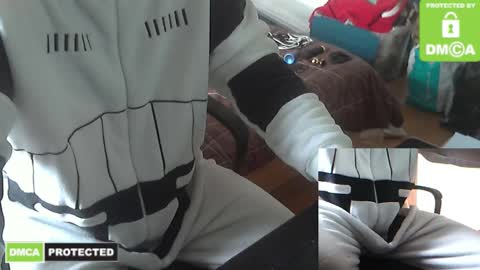 Snapshot of k1ze chatting on February 2026 12:42:01 PM Tonio online show from February 2026 12:42:01 PM