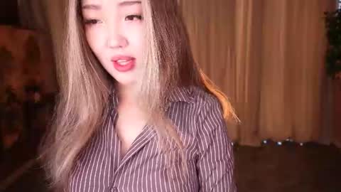 Snapshot of k_kimikooo chatting on July 2026 03:56:02 AM Amely online show from July 2026 03:56:02 AM