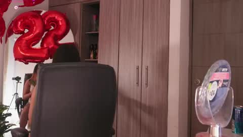 Kaaren17 online show from April 2026 03:28:01 PM