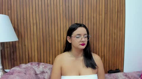 Kyelie online show from December 2024 08:47:02 PM