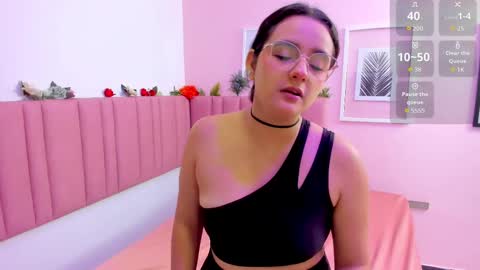 Kyelie online show from September 2025 05:02:02 PM