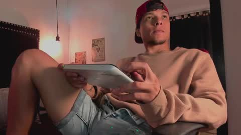 Kael Owens online show from February 2025 08:44:01 AM