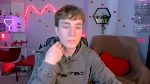 kael_rin online show from May 2026 12:12:02 PM