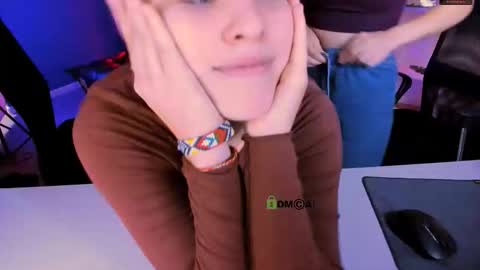 kaela_spell_ online show from March 2026 09:50:02 AM