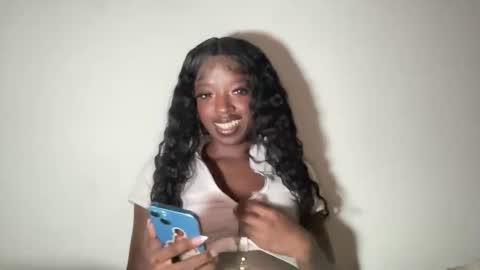 Snapshot of kaethebratdoll chatting on May 2026 11:24:01 PM Kae the Brat online show from May 2026 11:24:01 PM
