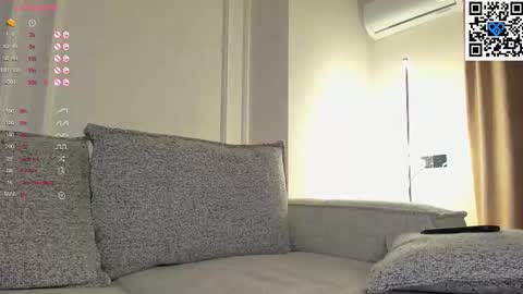 Kira online show from November 2025 02:27:01 PM