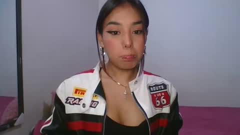 KAHELIINDEPENDENT MODEL online show from January 2025 01:34:02 AM