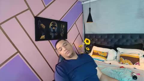 Kai santos  online show from November 2025 12:00:01 AM