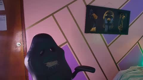 Kai santos  online show from November 2025 10:33:02 PM