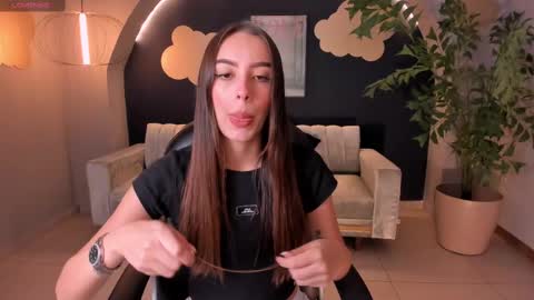 Kaia Ferreira online show from March 2025 12:12:01 PM