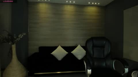 Kaia Ferreira online show from October 2025 12:03:02 PM