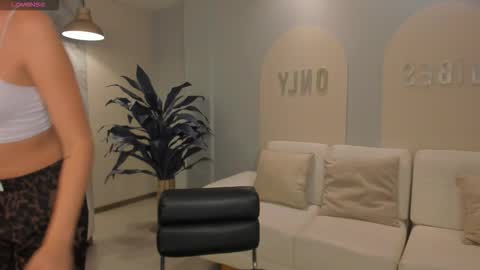 Kaia Ferreira online show from February 2026 11:46:02 AM