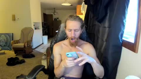 Kaiku77 online show from October 2025 04:37:01 PM