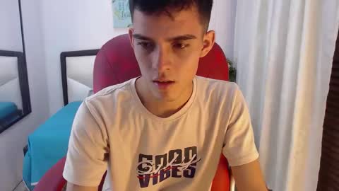 Snapshot of kain_noir_ chatting on November 2025 07:05:01 PM K A I N online show from November 2025 07:05:01 PM