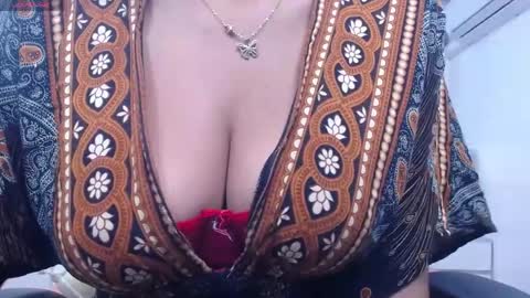 Snapshot of kairadayaamaii chatting on June 2026 11:57:01 AM Kaira online show from June 2026 11:57:01 AM