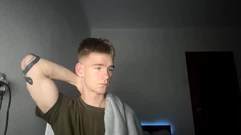 Vlad online show from November 2025 09:25:02 PM