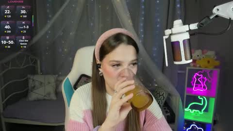 Snapshot of kaisajenner chatting on February 2026 12:11:01 PM Kaisa online show from February 2026 12:11:01 PM