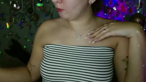 Kaitlin online show from December 2025 06:15:01 PM