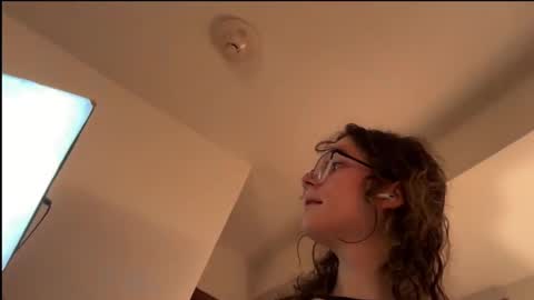 Snapshot of kaiyanui chatting on December 2024 02:38:02 AM Kaiya online show from December 2024 02:38:02 AM