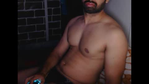 Vicky online show from January 2025 05:16:01 PM