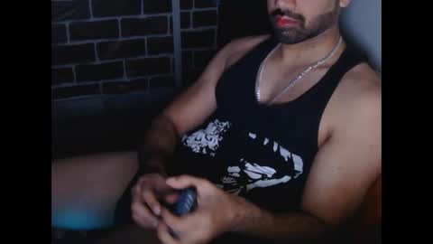 Vicky online show from February 2025 06:01:01 PM